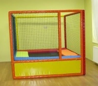 Soft Play Trambolin 200x200